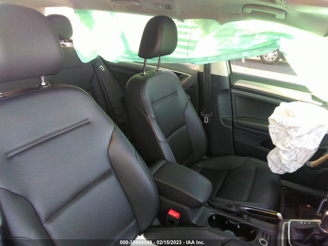 2017 Volkswagen Golf, VIN: 3VWC17AUXHM505375