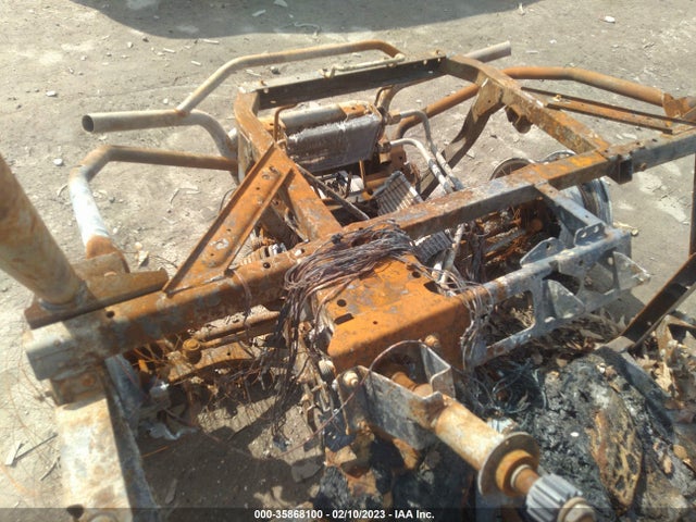 2016 JOHNDEERE RSX860I VIN: 1M0860TEEGM010406
