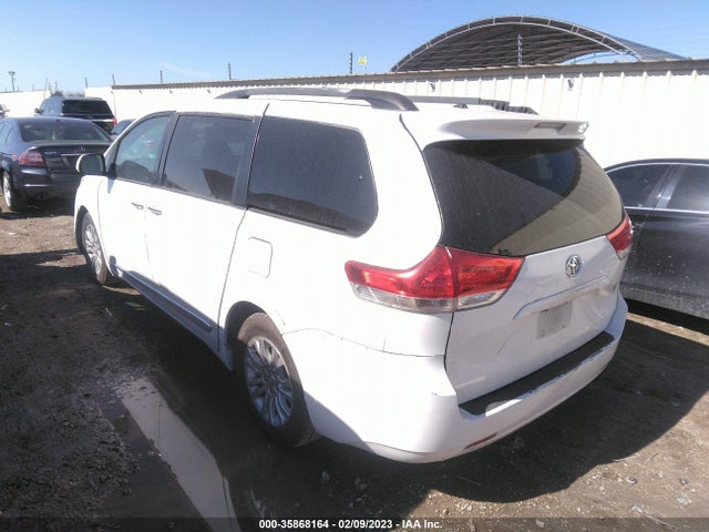 2011 TOYOTA SIENNA XLE AAS/XLE/LTD VIN: 5TDYK3DC8BS091585