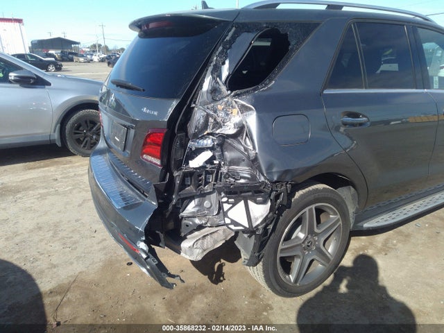 2018 Mercedes-Benz GLE-Class, VIN: 4JGDA5HB1JB018297