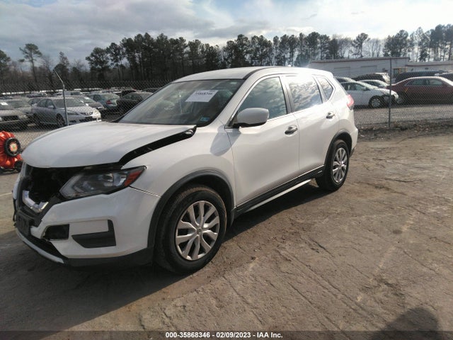 Nissan ROGUE S 2017 JN8AT2MT8HW139317 Image 2