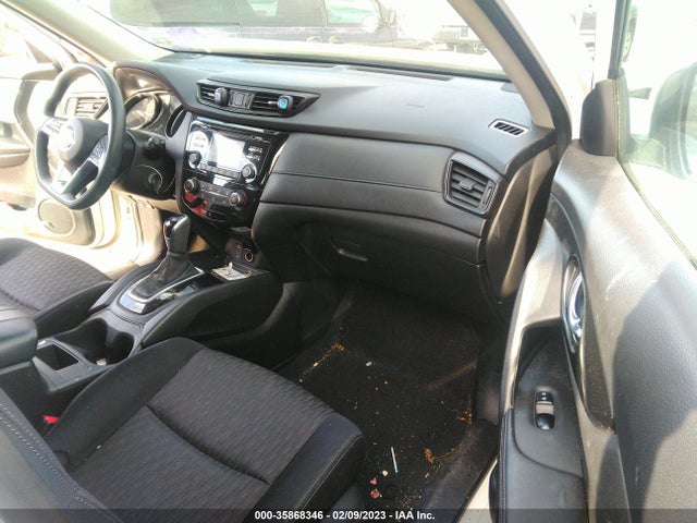 Nissan ROGUE S 2017 JN8AT2MT8HW139317 Image 5