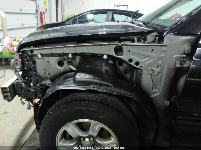 2005 TOYOTA HIGHLANDER VIN: JTEGP21A450073565