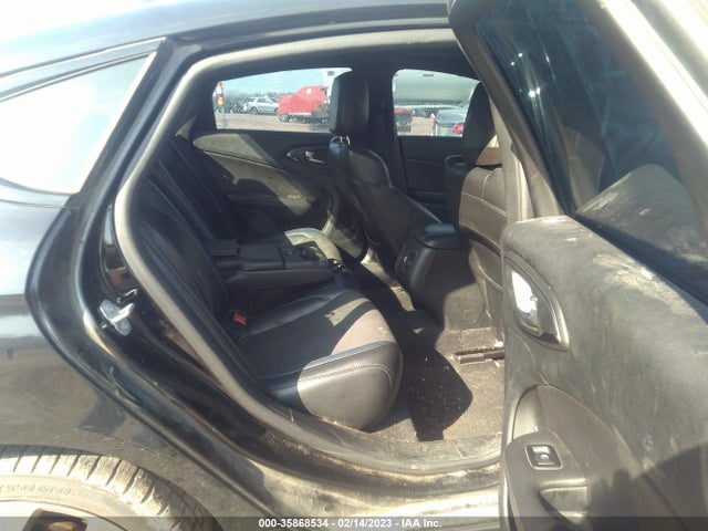 Chrysler 200 S 2015 1C3CCCBB6FN534964 Image 8