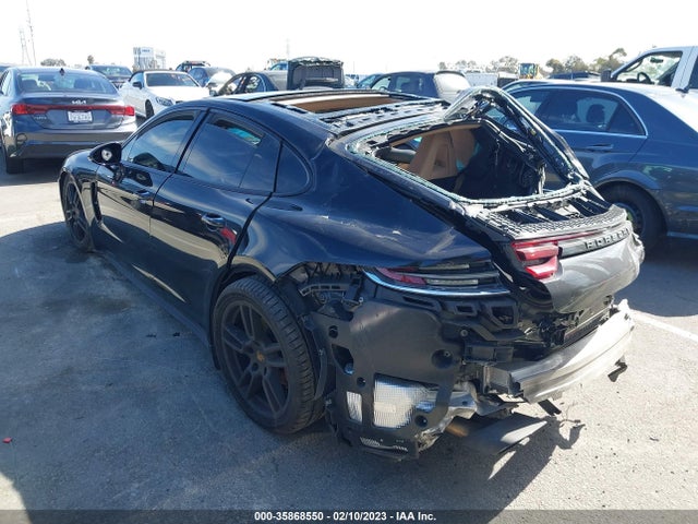 2017 Porsche Panamera, VIN: WP0AA2A73HL104386