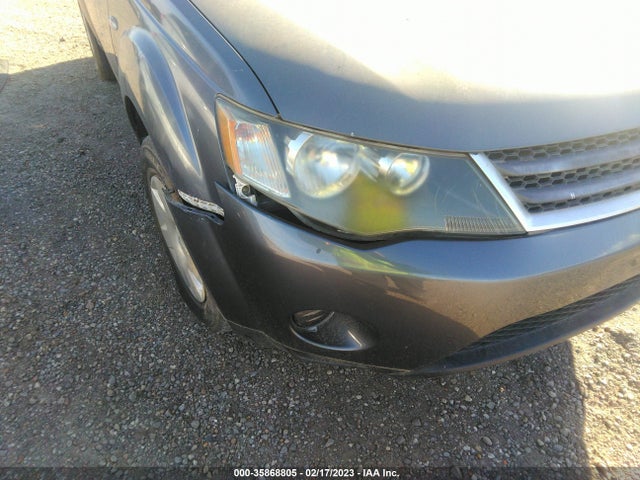 JA4LS21W18Z012939 Mitsubishi Outlander Es