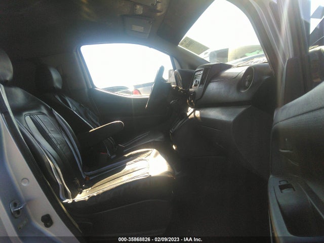 2015 Nissan NV 200, VIN: 3N6CM0KN7FK717651