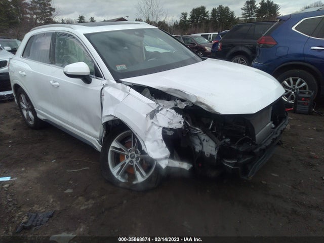 WA1DECF33N1045077 Audi Q3 S Line Premium