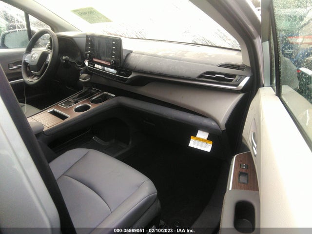 2023 TOYOTA SIENNA XLE VIN: 5TDYRKEC1PS136877