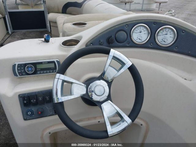 2014 BENTLEY BOAT ENB11886D414      Photo 6