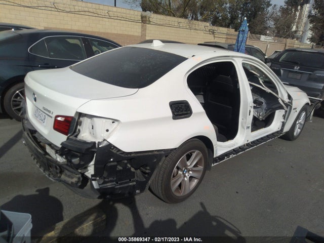 BMW 5 Series 528i 2013 WBAXG5C56DDY34798 Image 5