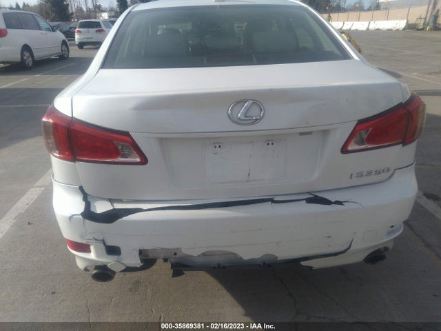 2011 LEXUS IS 250 VIN: JTHBF5C21B5132111
