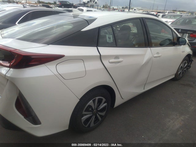 2018 Toyota Prius, VIN: JTDKARFPXJ3093852