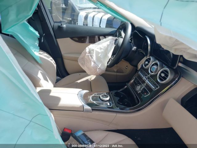 55SWF8EB7KU304463 Mercedes-Benz C-class C 300