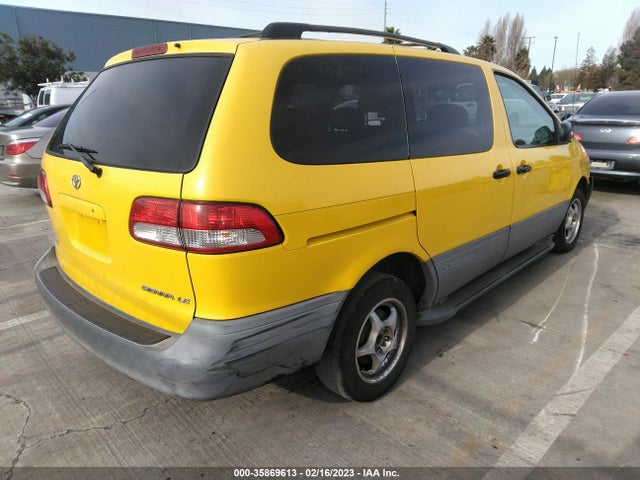 2002 TOYOTA SIENNA LE/XLE VIN: 4T3ZF13C82U473094
