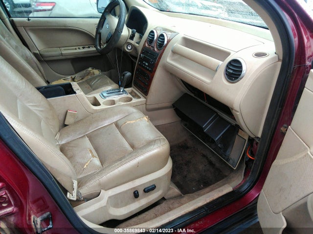 2005 FORD FREESTYLE LIMITED VIN: 1FMDK06115GA29903