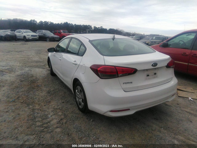 2017 Kia Forte, VIN: 3KPFK4A70HE043098