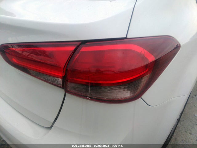 2017 Kia Forte, VIN: 3KPFK4A70HE043098