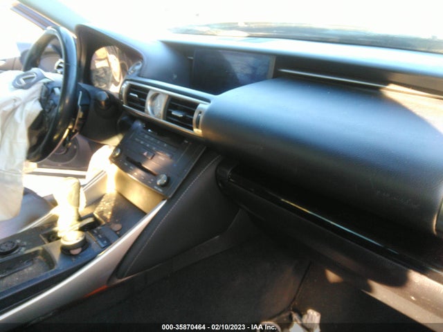 Lexus IS 200T 2016 JTHBA1D22G5004327 Image 6