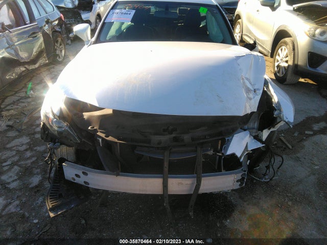 Lexus IS 200T 2016 JTHBA1D22G5004327 Image 7