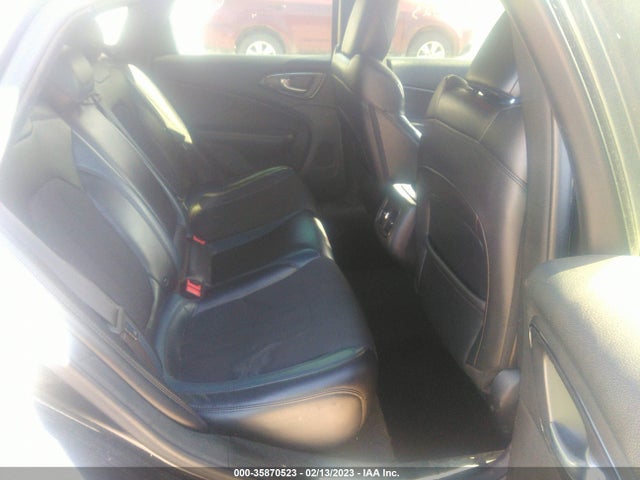 Chrysler 200 S 2015 1C3CCCBG0FN551612 Image 8