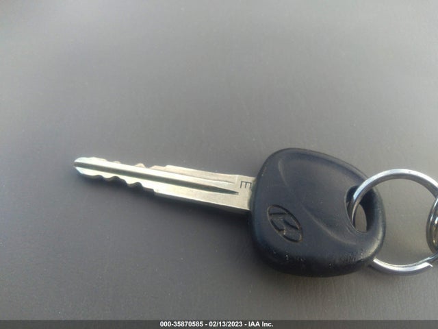 Hyundai Sonata 2002 KMHWF25SX2A712541 Image 3
