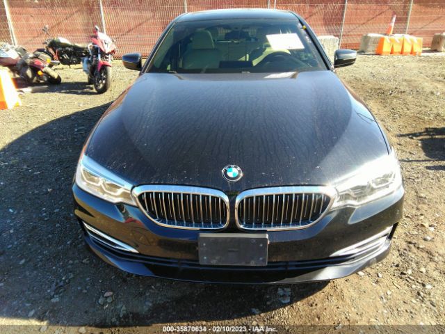 WBAJE7C37HG890131 BMW 5 Series 540i Xdrive