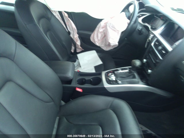 2016 Audi A4, VIN: WAUBFAFL2GN012188