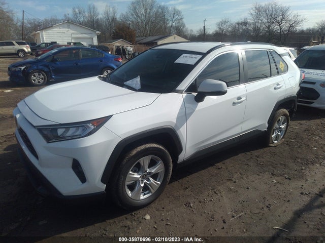 2021 TOYOTA RAV4 XLE VIN: 2T3W1RFV2MC120366