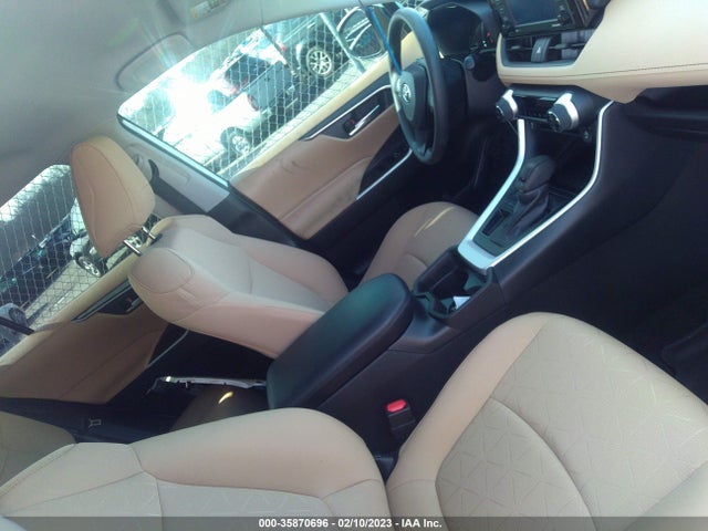 2021 TOYOTA RAV4 XLE VIN: 2T3W1RFV2MC120366