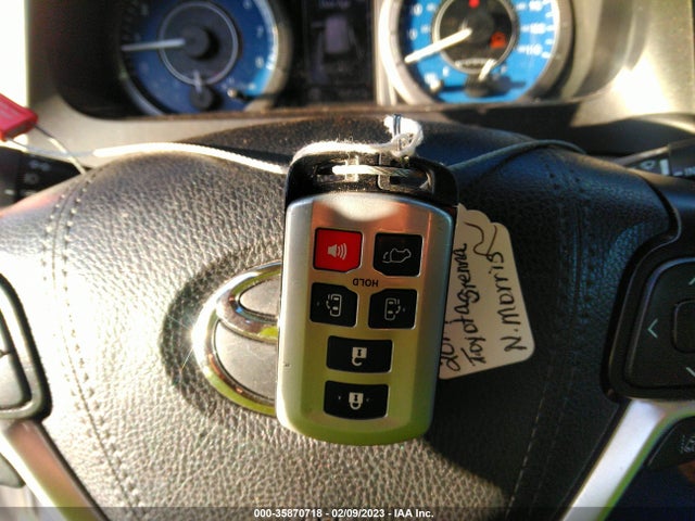 Toyota Sienna Xle Auto Access 2019 5TDYZ3DC3KS010181 Image 3