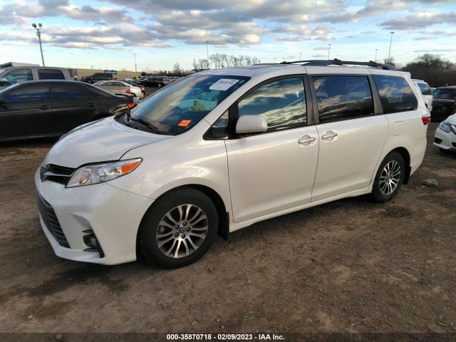 Toyota Sienna Xle Auto Access 2019 5TDYZ3DC3KS010181 Image 2