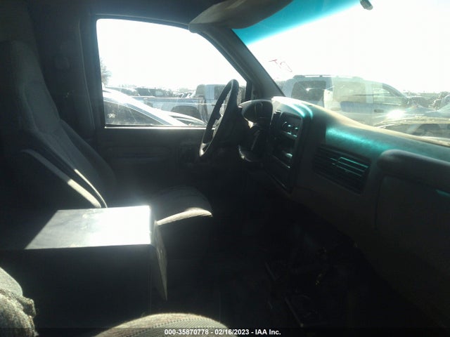 GMC SAVANA CARGO VAN 2000 1GTFG15W0Y1164184 Image 6