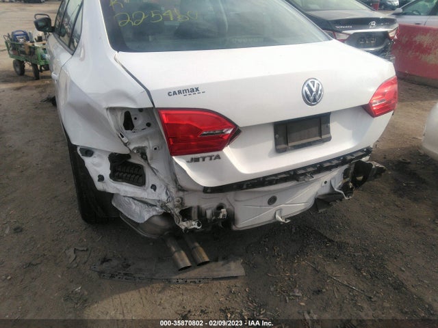 3VW2K7AJ4EM373949 Volkswagen Jetta Sedan S