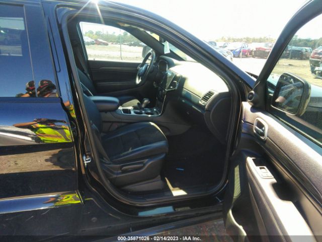 1C4RJEAG0KC615176 Jeep Grand Cherokee Altitude