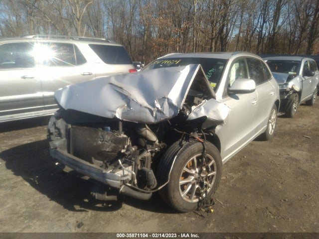 WA1CFAFP0BA078694 Audi Q5 2.0t Premium