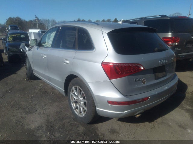 WA1CFAFP0BA078694 Audi Q5 2.0t Premium
