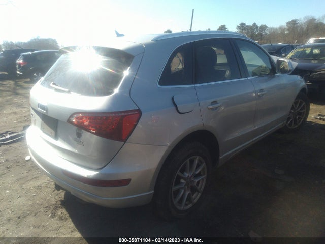WA1CFAFP0BA078694 Audi Q5 2.0t Premium