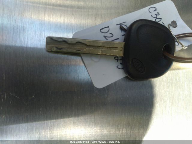 KNADM4A32F6463346 KIA RIO LX