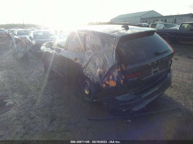 2022 Volvo XC60, VIN: YV4L12RK9N1945229