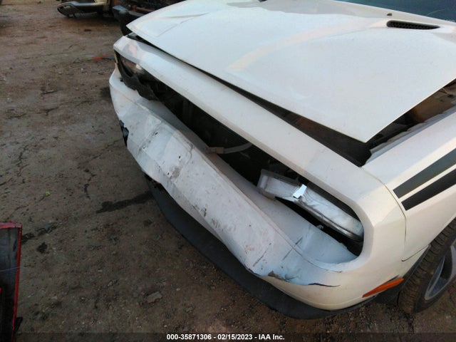 2014 DODGE CHALLENGER R/T CLASSIC VIN: 2C3CDYBT2EH185571