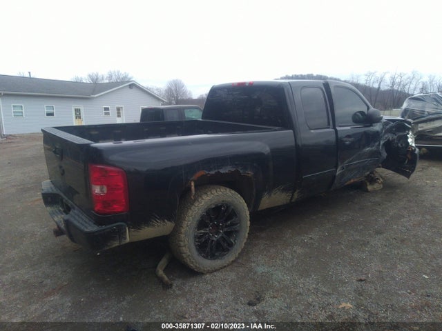 2010 CHEVROLET SILVERADO 1500 LT VIN: 1GCSKSE38AZ105609