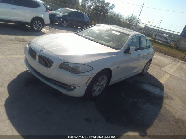 BMW 528 2013 WBAXG5C53DD234255 Image 2
