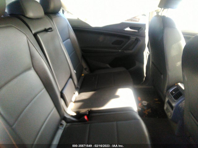 3VV3B7AX5JM046810 Volkswagen Tiguan Sel/se