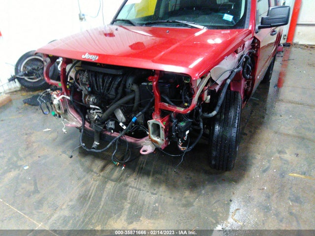 2016 Jeep Patriot, VIN: 1C4NJRBB5GD658373