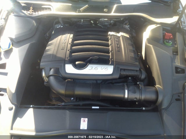 2014 Porsche Cayenne, VIN: WP1AA2A25ELA09102