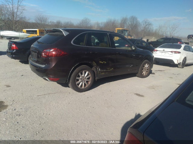 2014 Porsche Cayenne, VIN: WP1AA2A25ELA09102