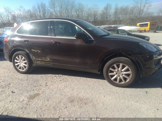 2014 Porsche Cayenne, VIN: WP1AA2A25ELA09102