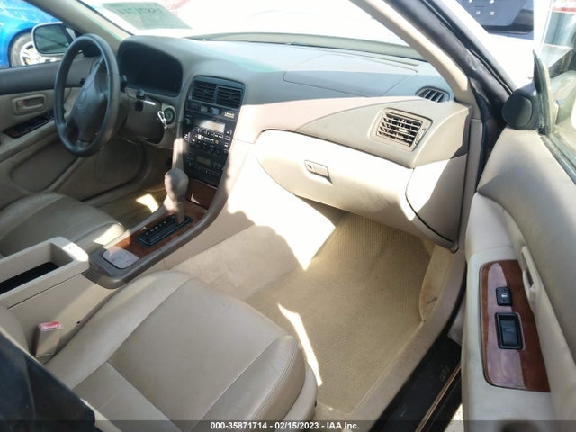 JT8BF28GXX0206536 Lexus ES 300 LUXURY SPORT SDN
