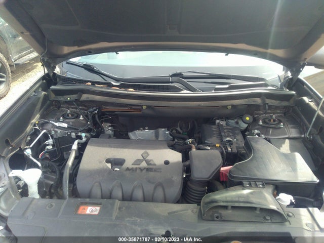 JA4AD3A32GZ016428 Mitsubishi Outlander Se/sel